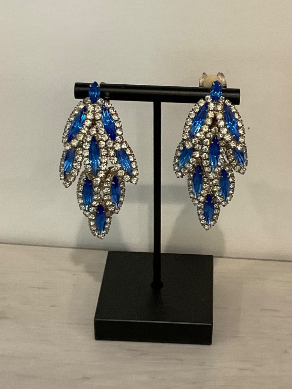 Vintage Stunning Sapphire Blue Crystal Cascading Leaf Clip-On Earrings